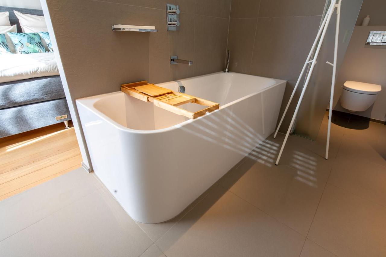 Core City- Luxury Brands Street Apartment *